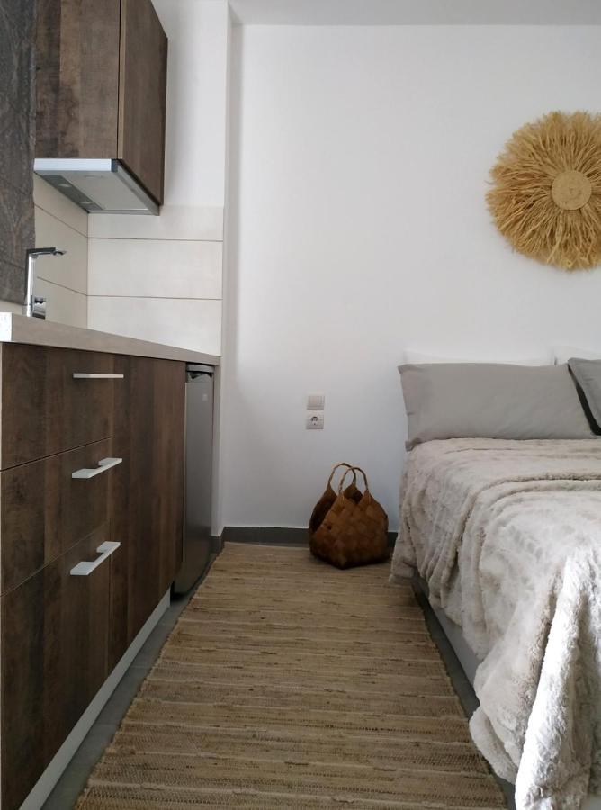 Aethrea Apartments Χαράκι Εξωτερικό φωτογραφία